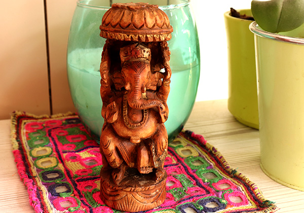 dieu Ganesh en bois