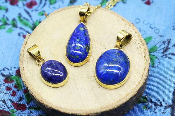 pendentif lapis lazuli laiton